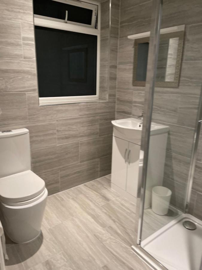 Vale Nky Apartment Rooms Londra Esterno foto
